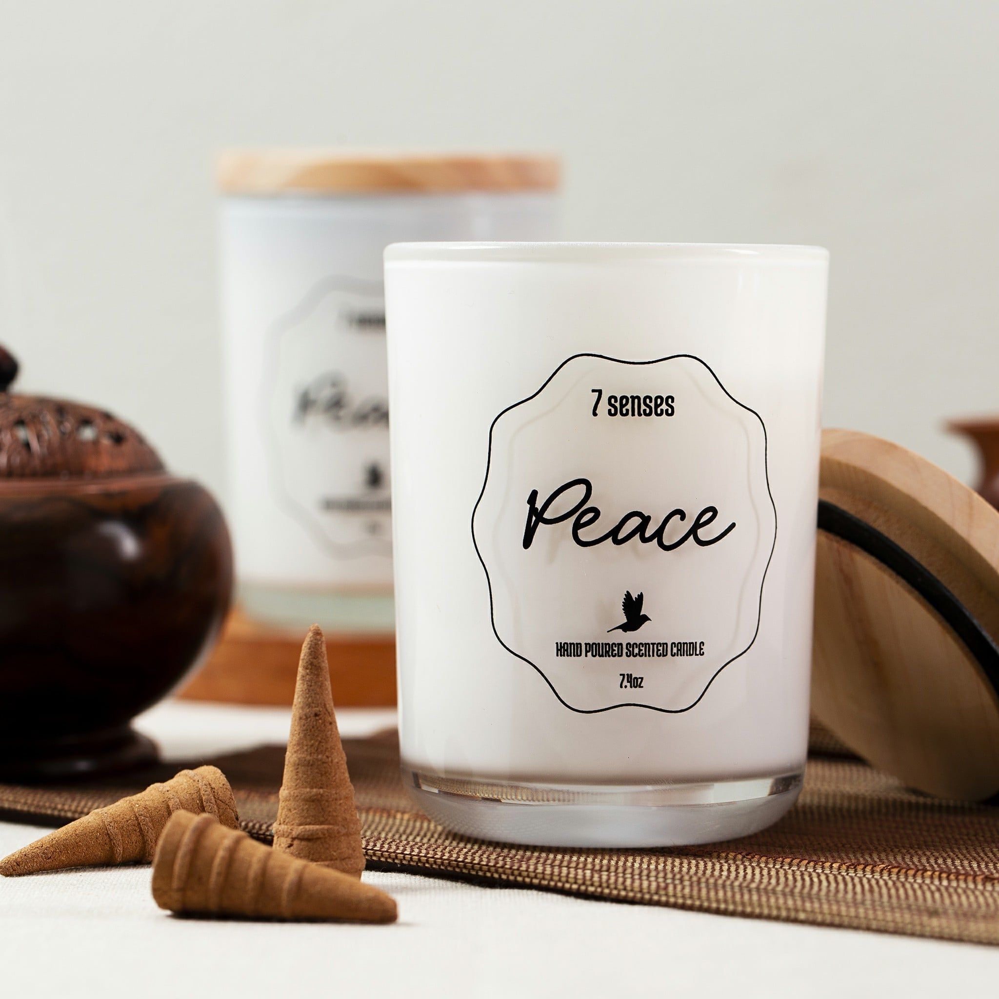 Nến thơm hương hoa hồng, trầm hương - Peace