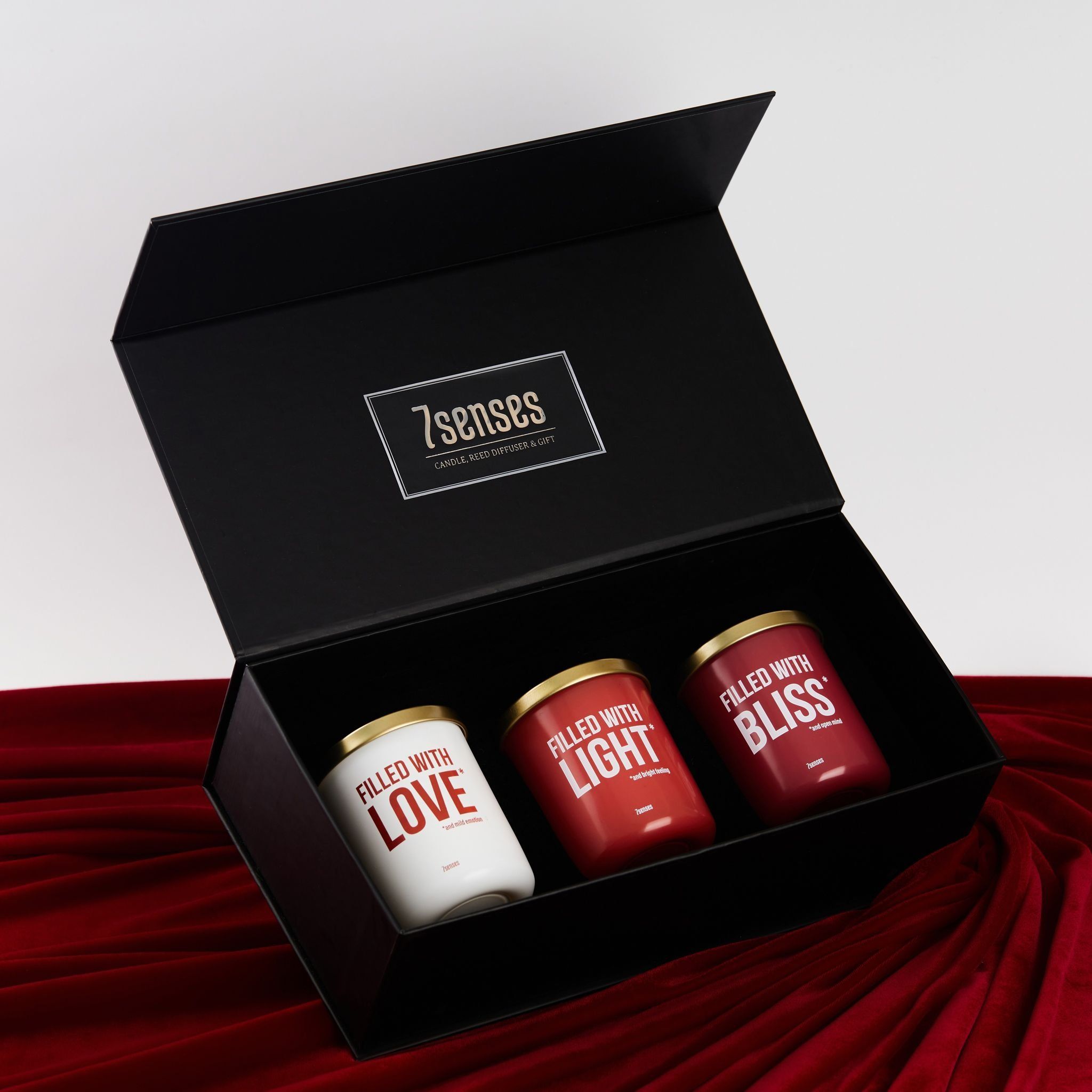 Set nến thơm 3 nến (Red Edition)