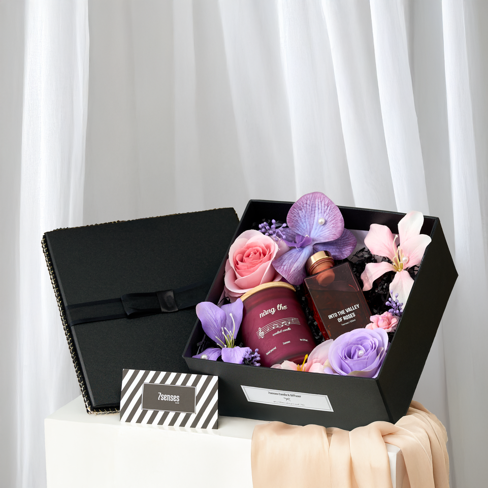 Set quà tinh dầu hương hoa hồng & nến hương hoa lavender