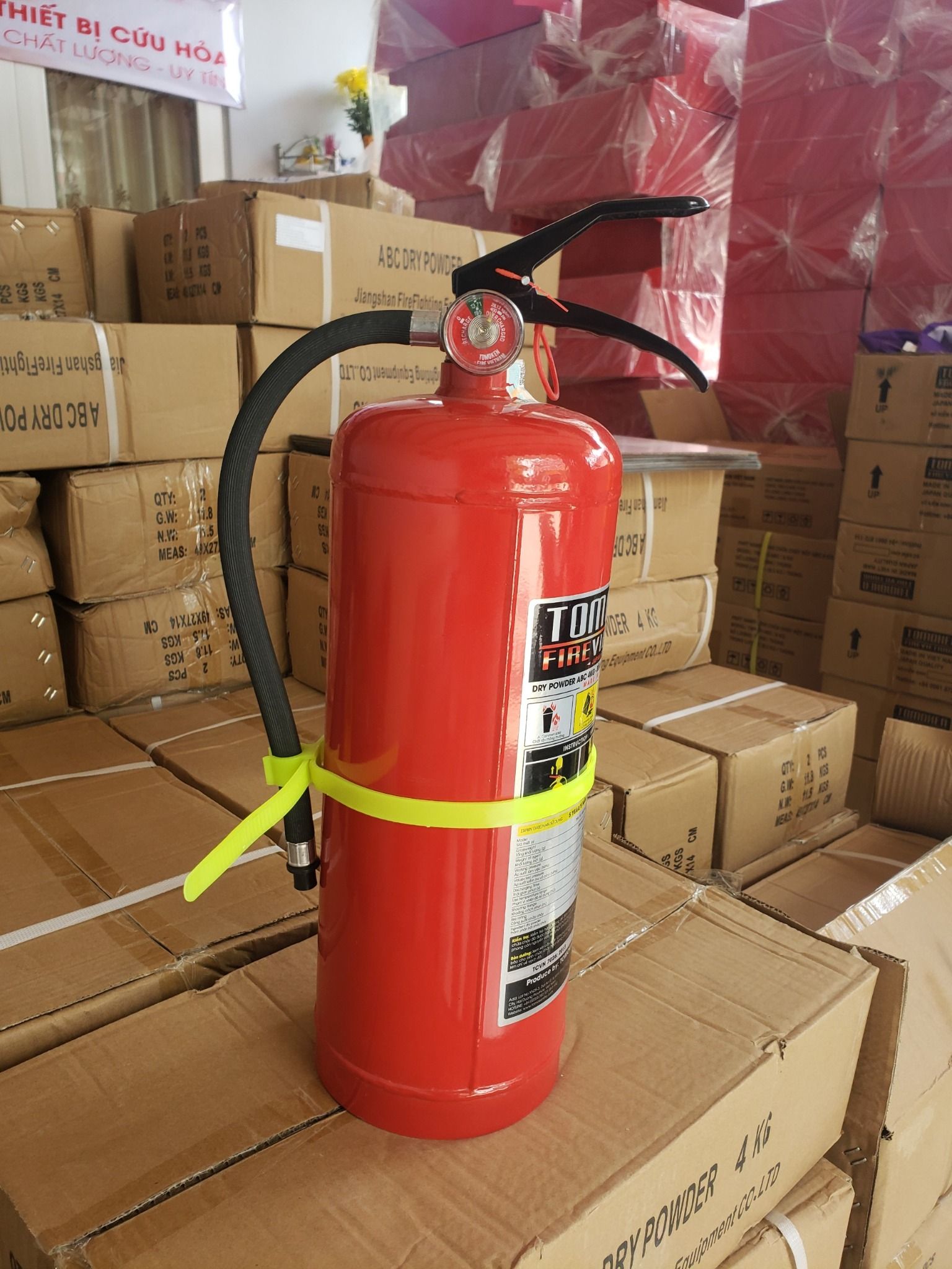 Bình chữa cháy bột ABC Nhật/VN -4KG