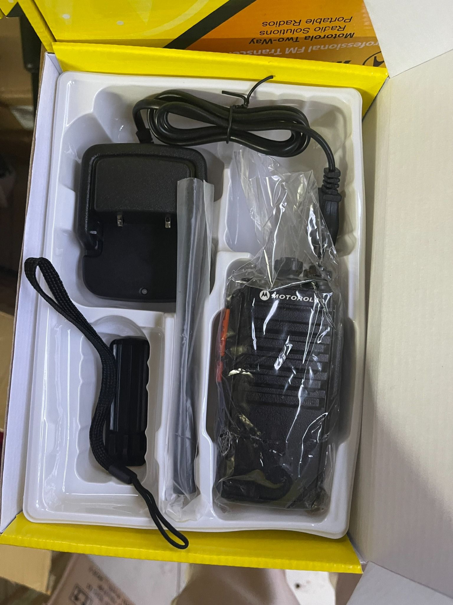 Máy bộ đàm model CP-820