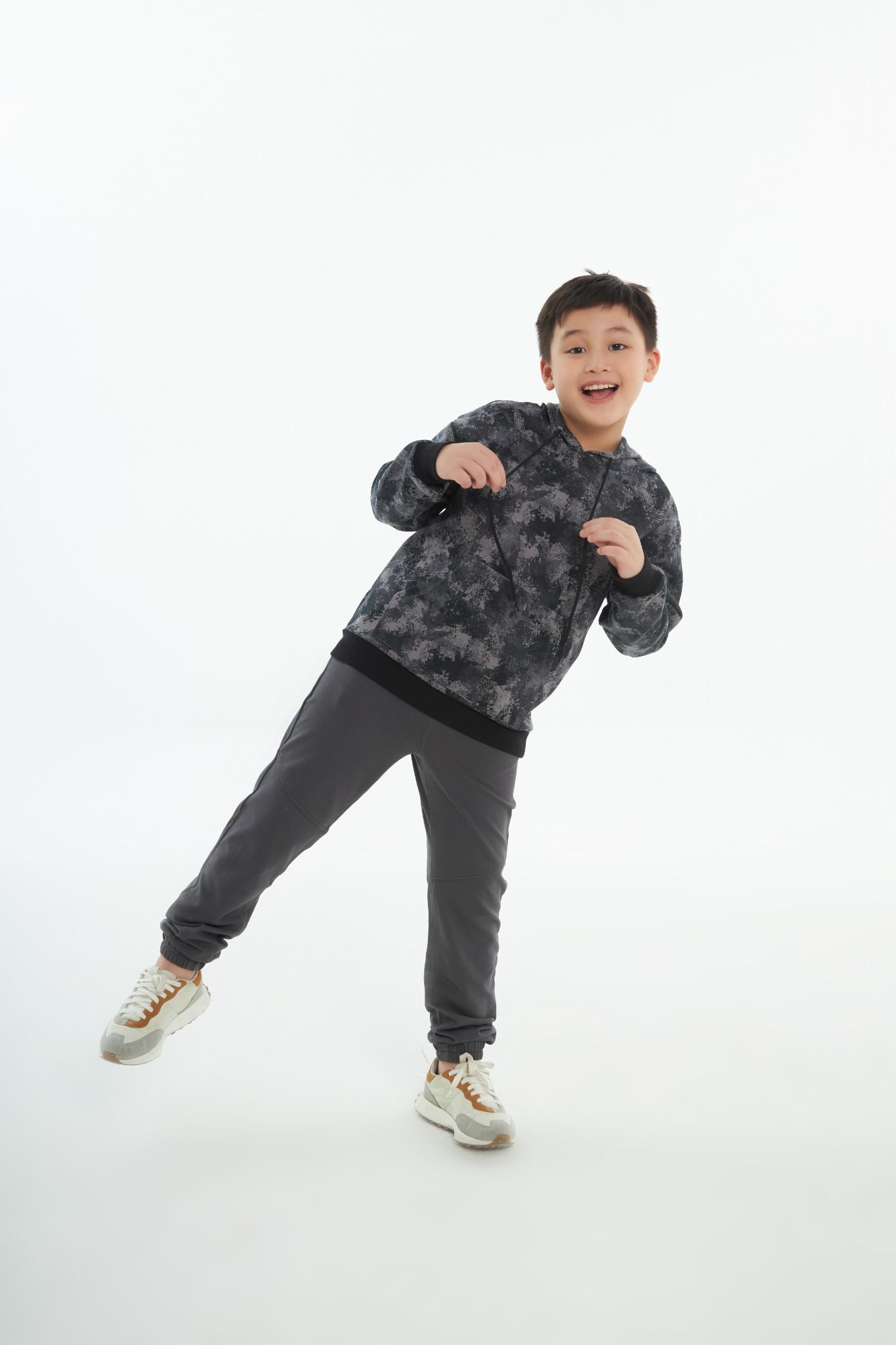 Áo Hoodie bé trai BSW201R