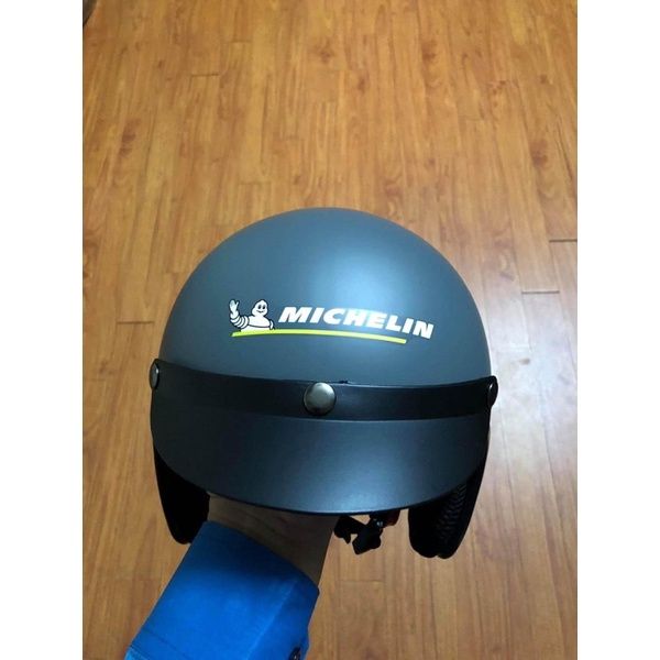 Mũ bảo hiểm Michelin