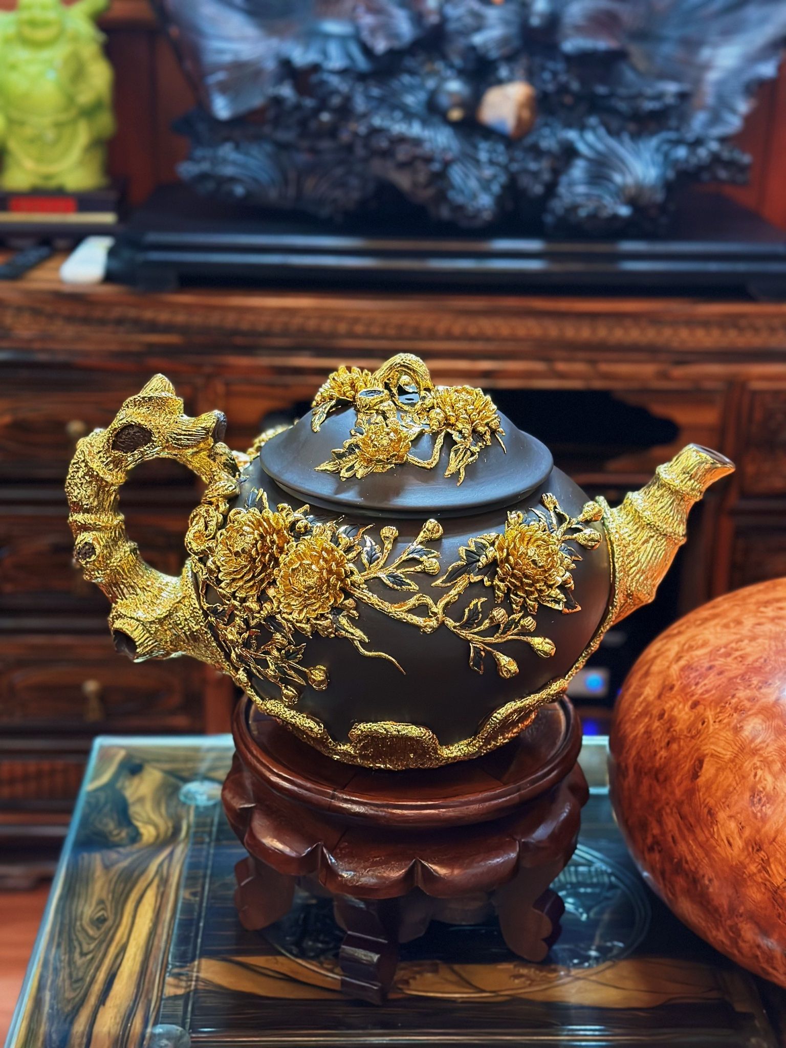 ẤM HẠNH PHÚC DÁT VÀNG