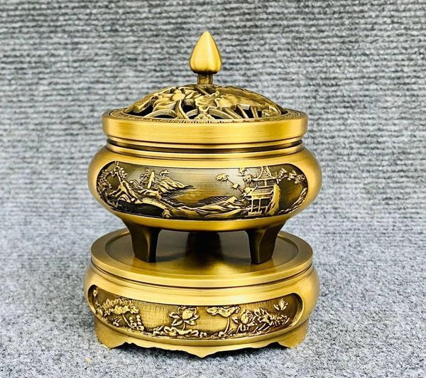 Chiếc Xông Trầm Đồng Phong Cảnh Làng Quê Kèm Đế