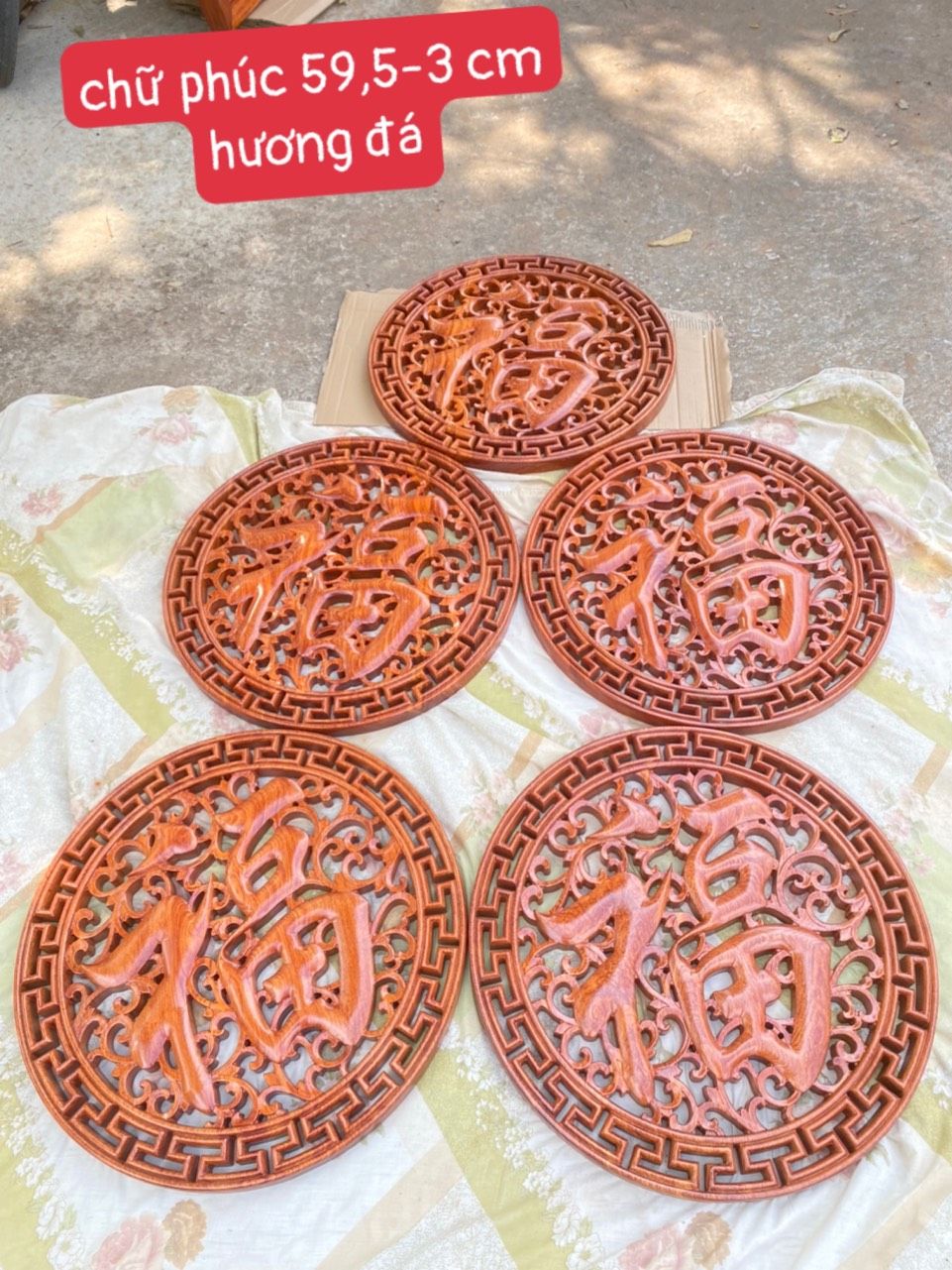 Chữ phúc gỗ hương
