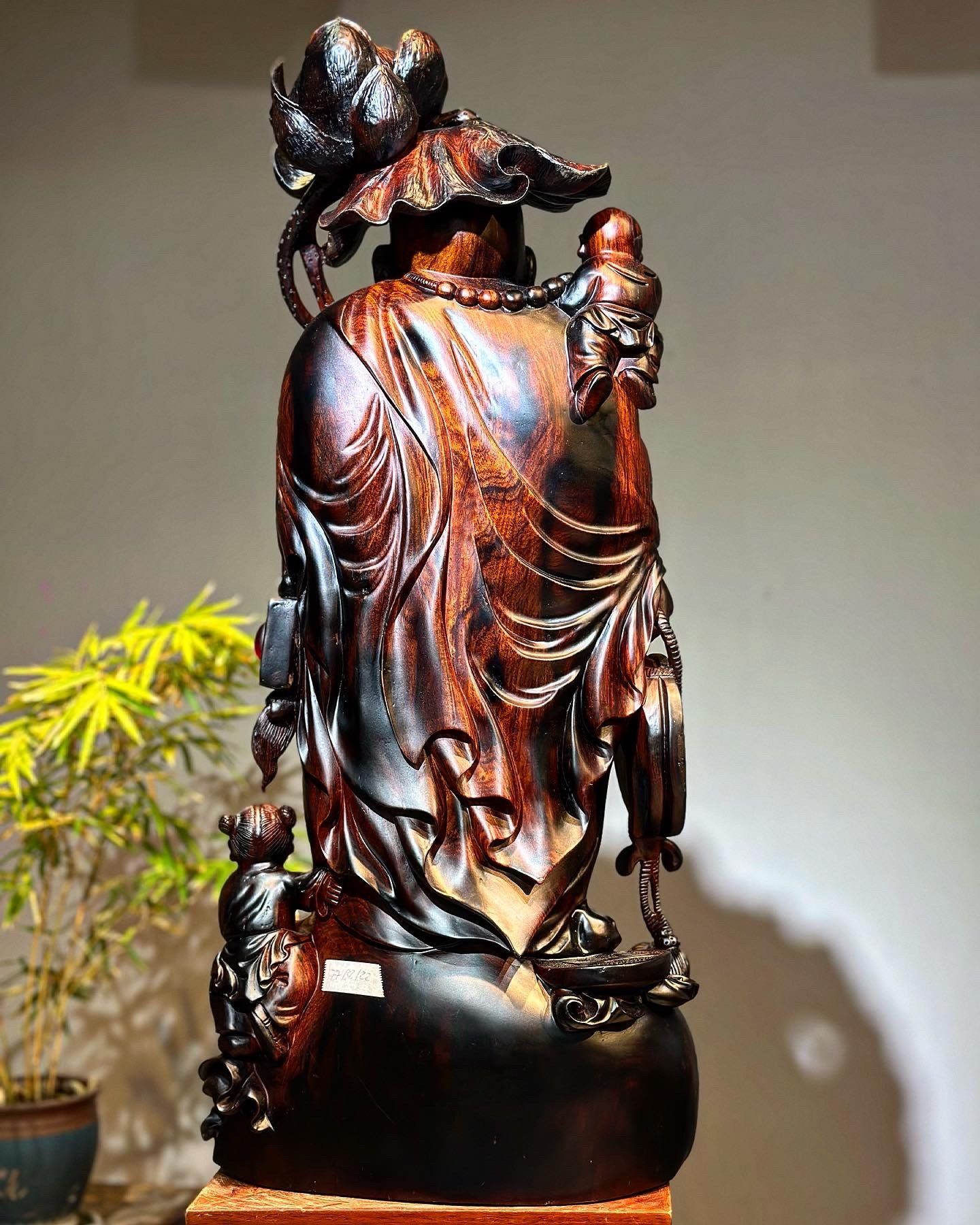 Di lặc tam phúc Gỗ trắc đỏ đen