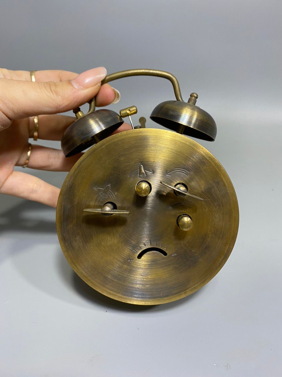 ĐỒNG HỒ BÁO THỨC 1882