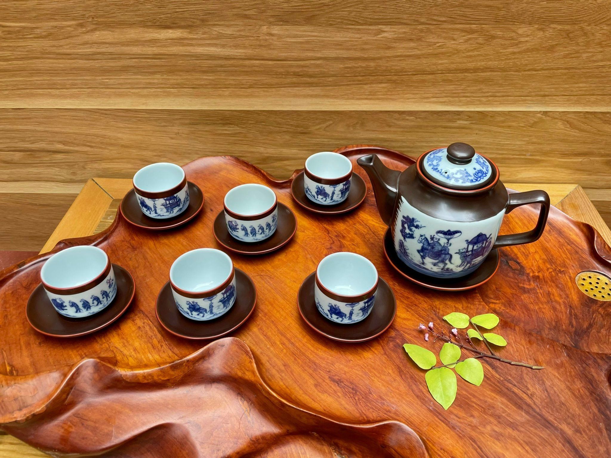 BỘ ẤM CHÉN VINH QUY BÁI TỔ