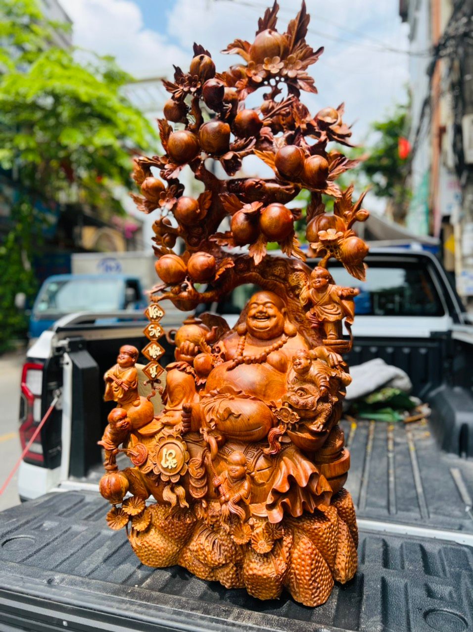 DiLạc Ngũ Phúc Ngồi Gốc Đào Gỗ Hương Ta Liền Khối