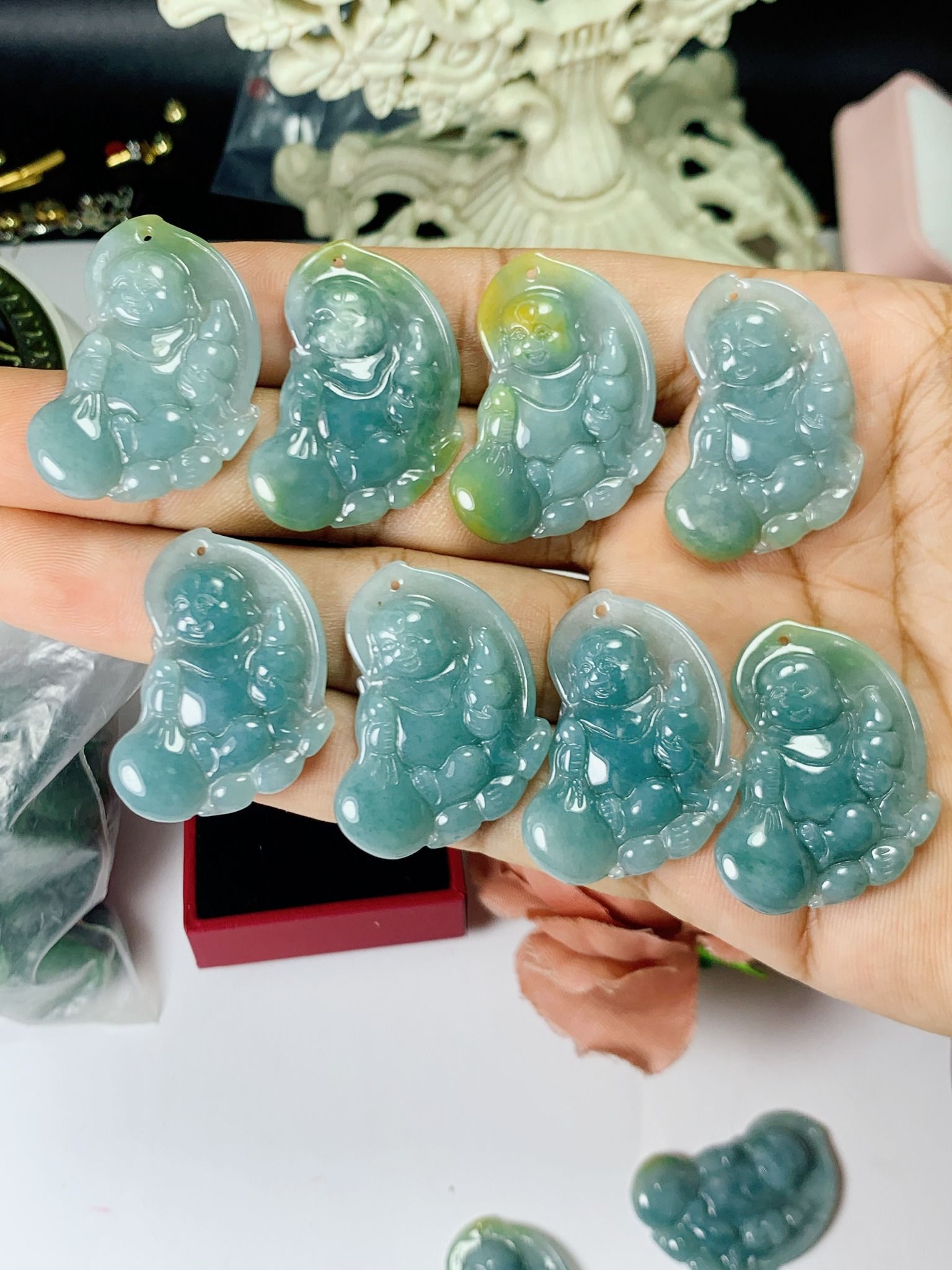 Mặt dây phật di lặc lam ngọc jade A cầm bình hồ lô như ý và túi tiền