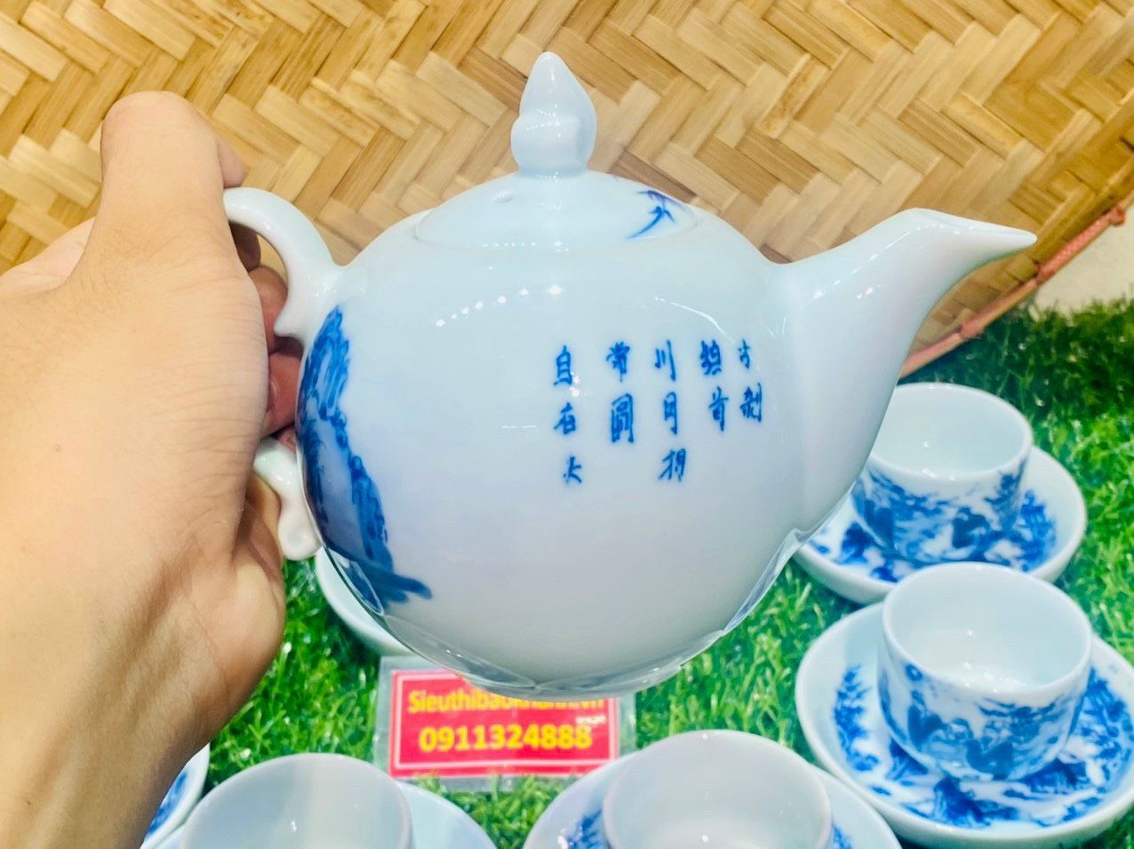 Bộ Ấm Chén Bát Tràng Men Lam Hoạ Tiết Trúc Lâm Thất Hiền Cao Cấp