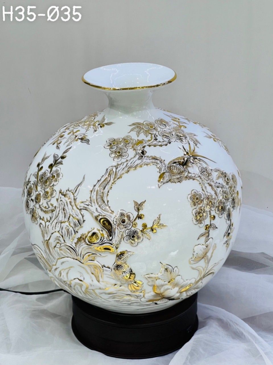Bình Hút Lộc Đắp Nổi Công Đào (Trường Xuân Phú Quý) Vẽ Vàng 24K Bát Tràng Cao Cấp