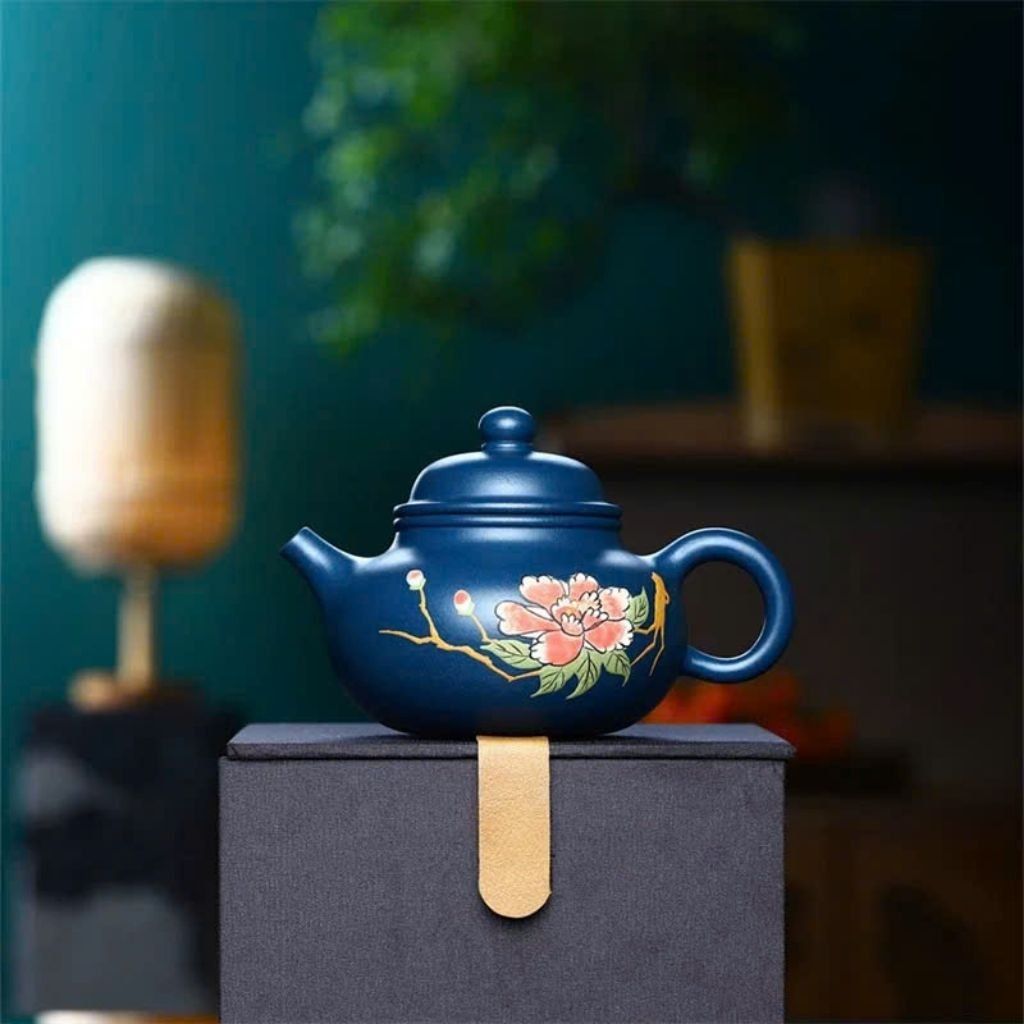 Ấm trà tử sa vẽ tay hoa lan BKCECN-9242