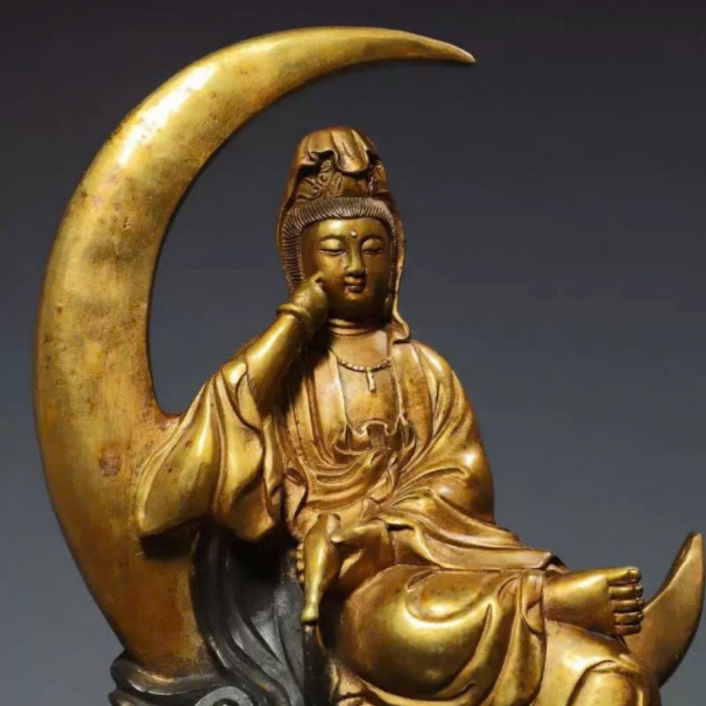 Tượng đồng Quan Âm tọa nguyệt BKMECN-9131