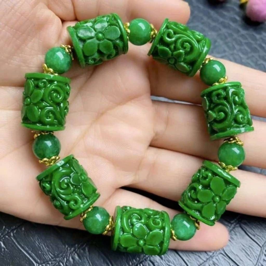 Vòng tay đá xanh khắc hoa BKSTCN-9186