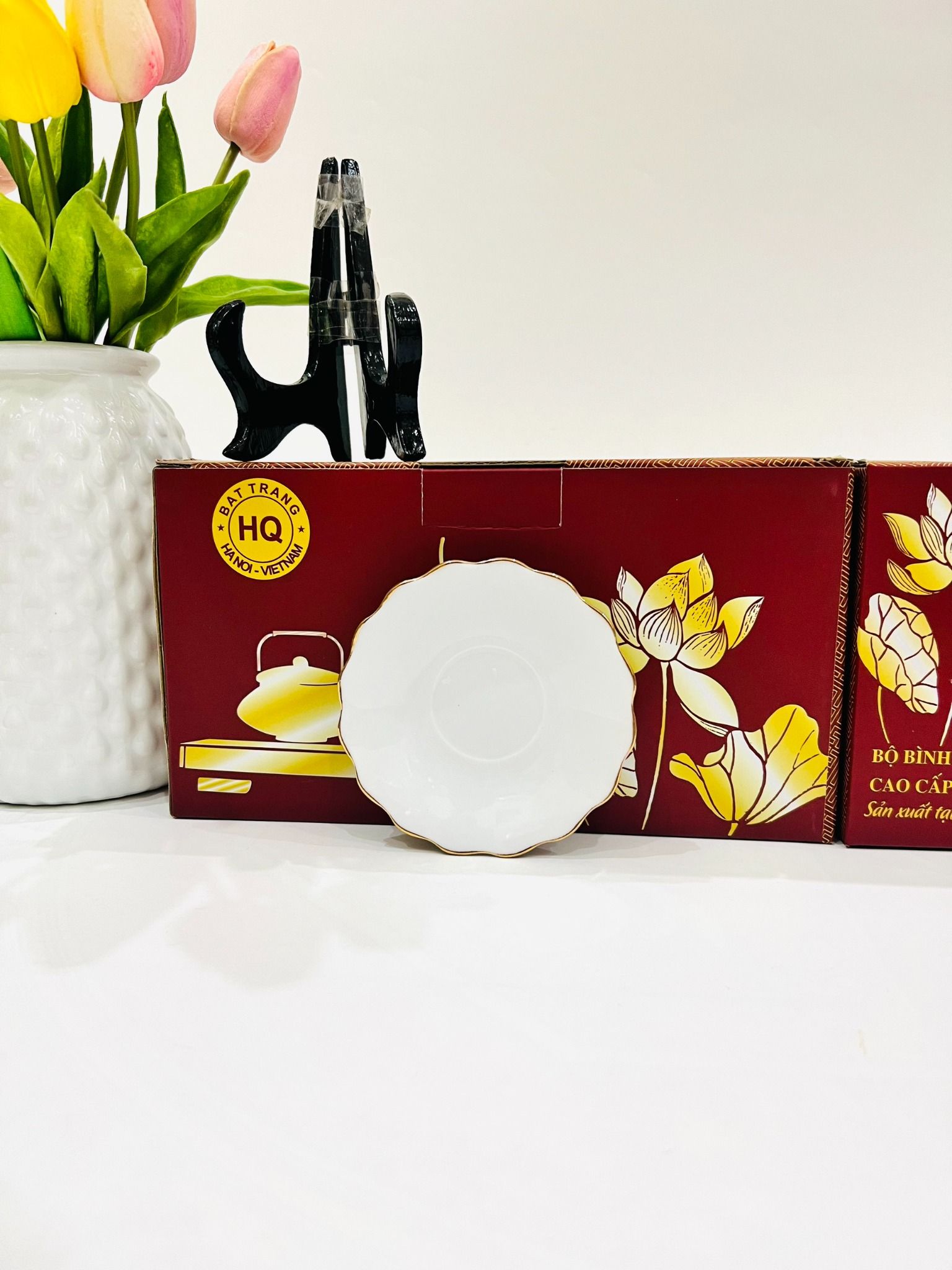 Bộ Ấm Chén Bát Tràng Trắng Trơn Dáng Lượn Ly Dung Tích 600ml