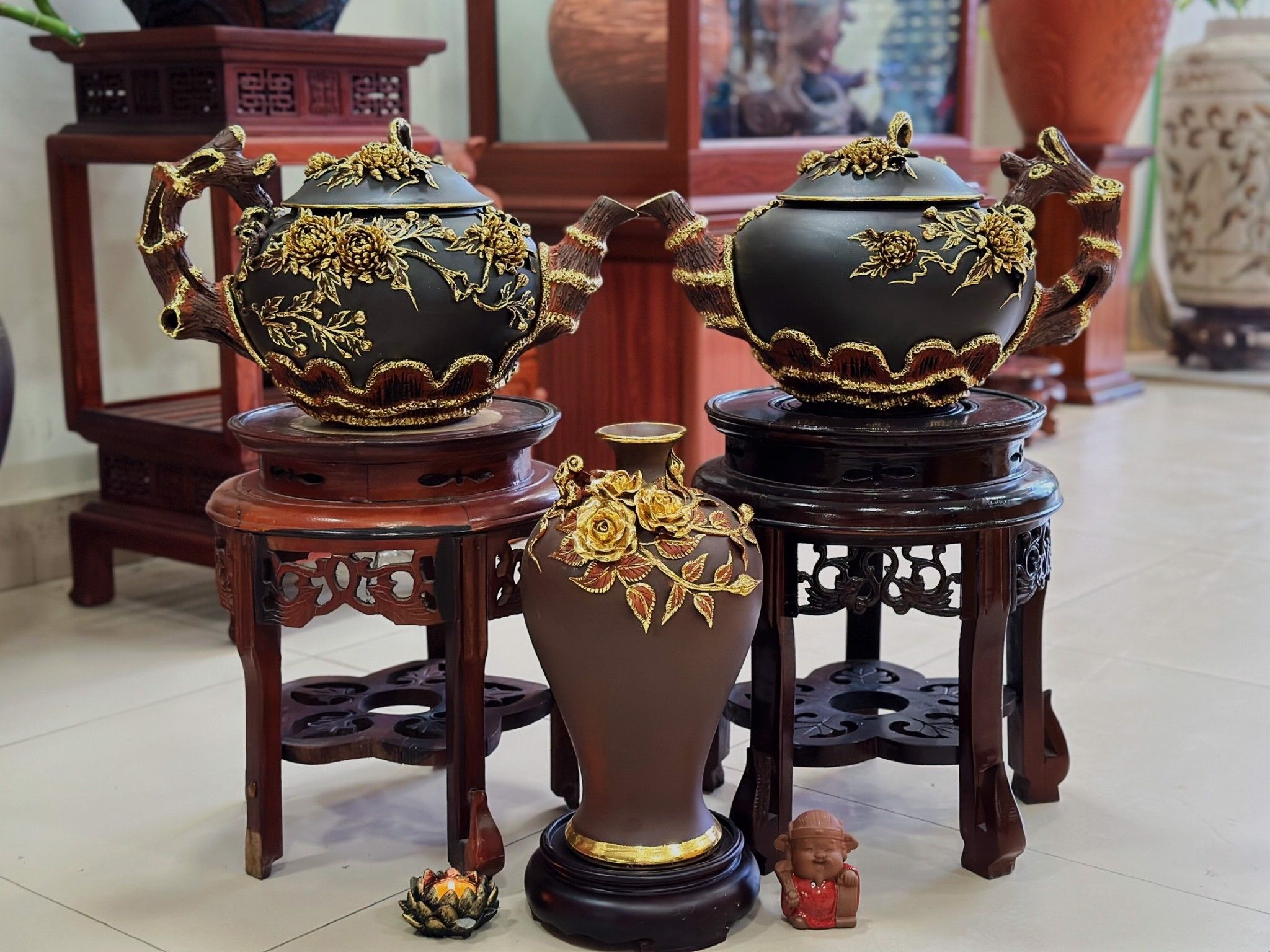 ẤM HẠNH PHÚC DÁT VÀNG