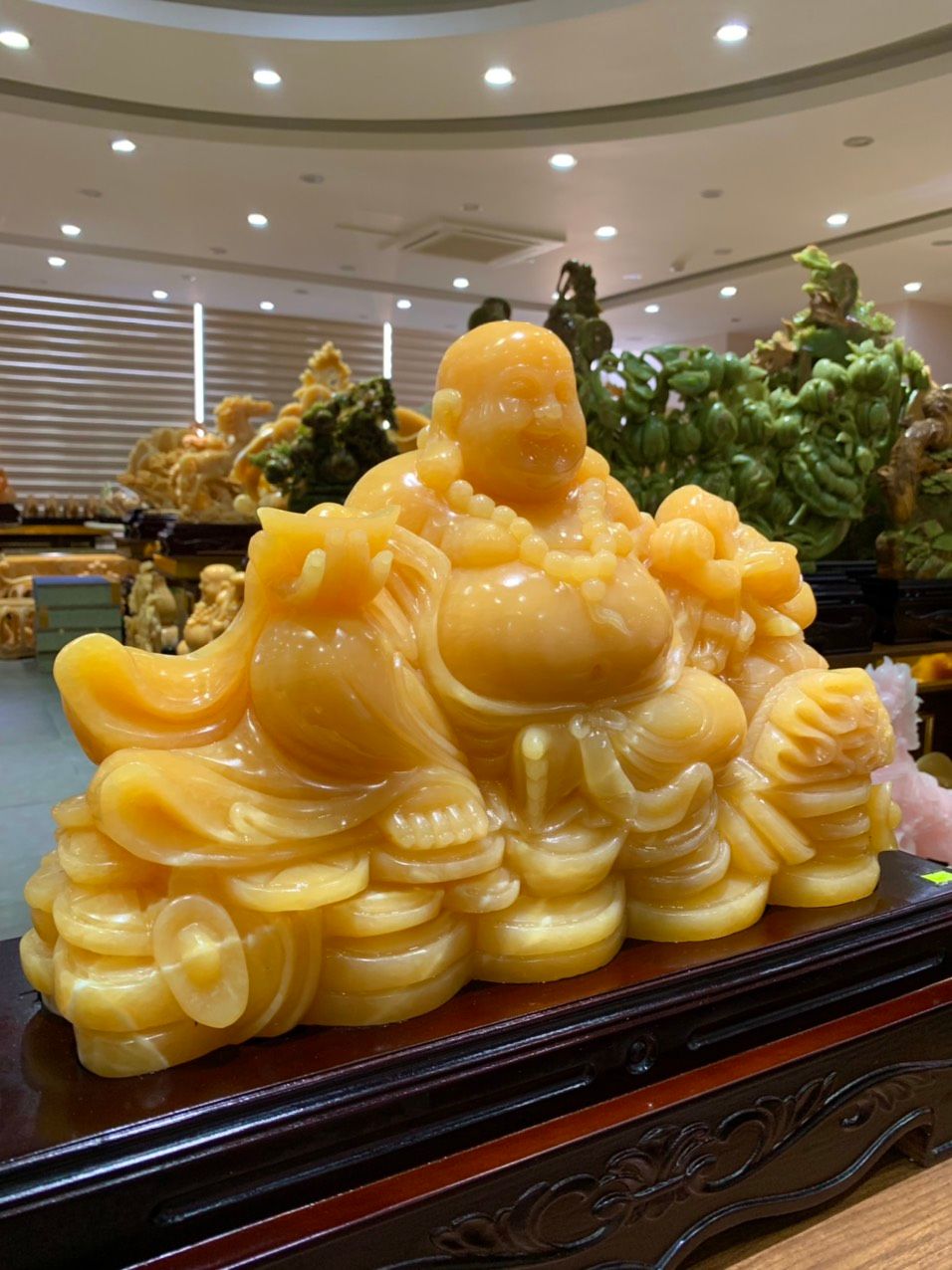 Thần tài di lặc ngọc hoàng long