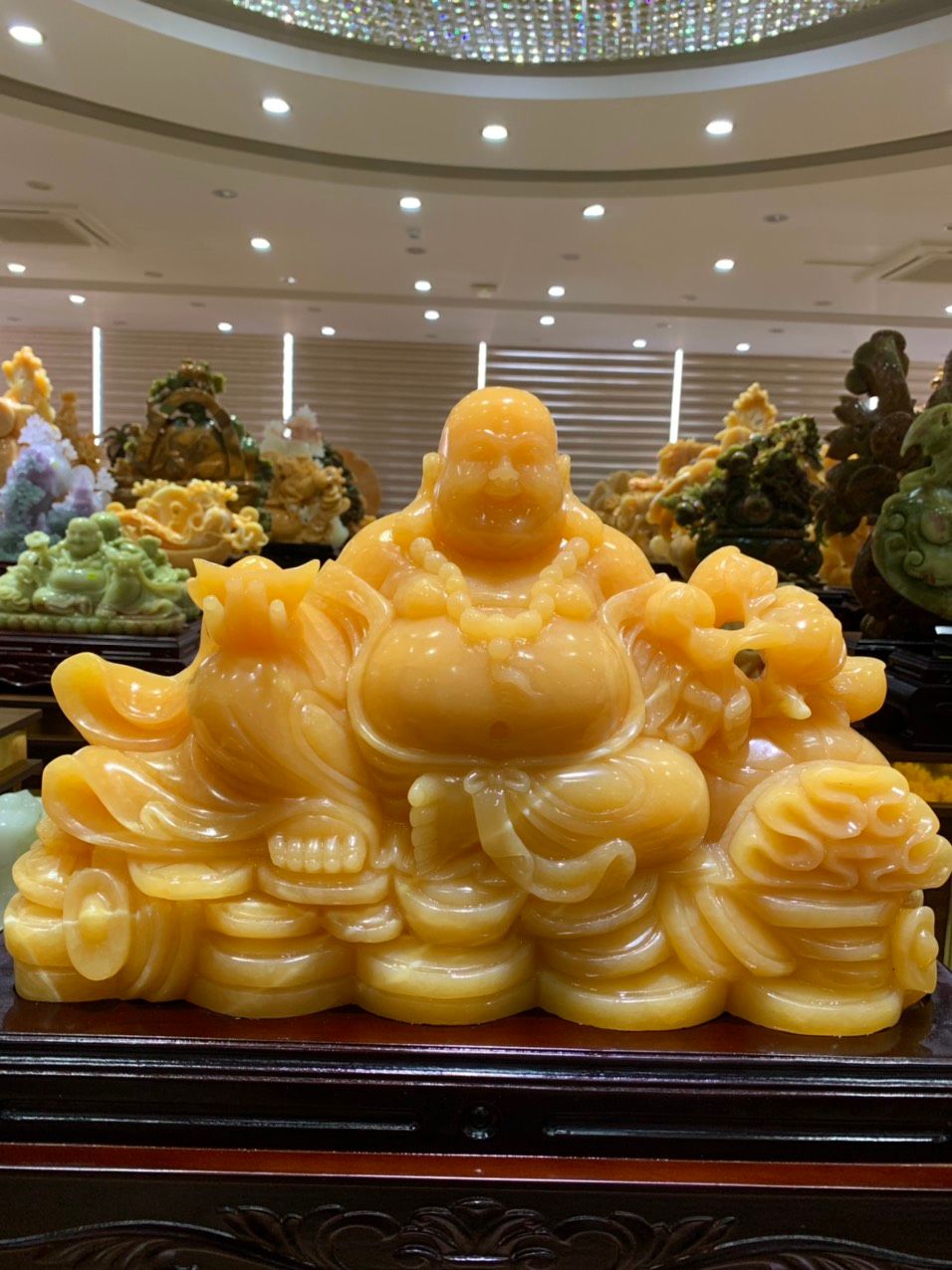 Thần tài di lặc ngọc hoàng long