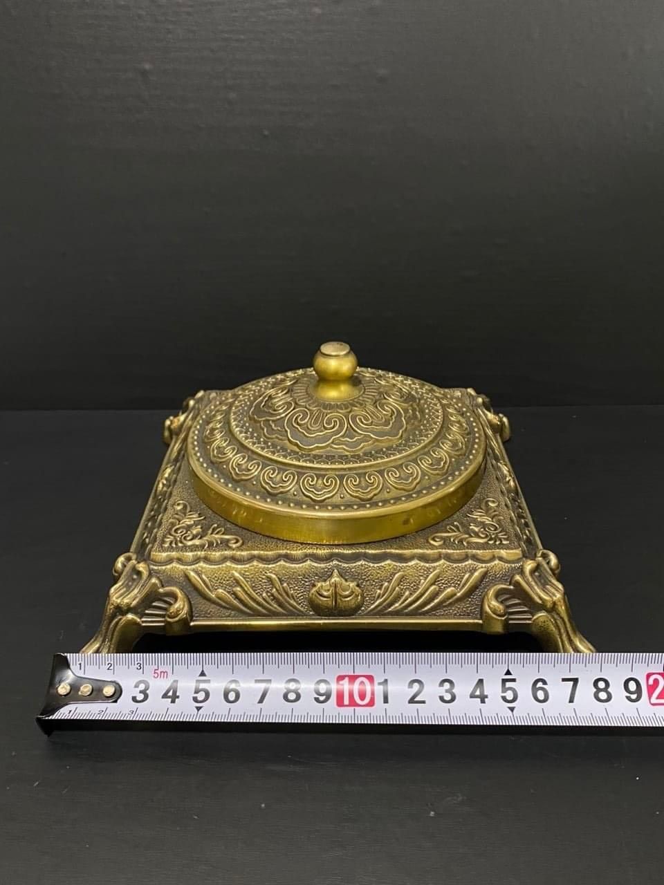 Gạt Tàn Thuốc Lá Vuông Bằng Đồng Vàng Phong Cách Châu Âu Cổ Điển Cao 12cm