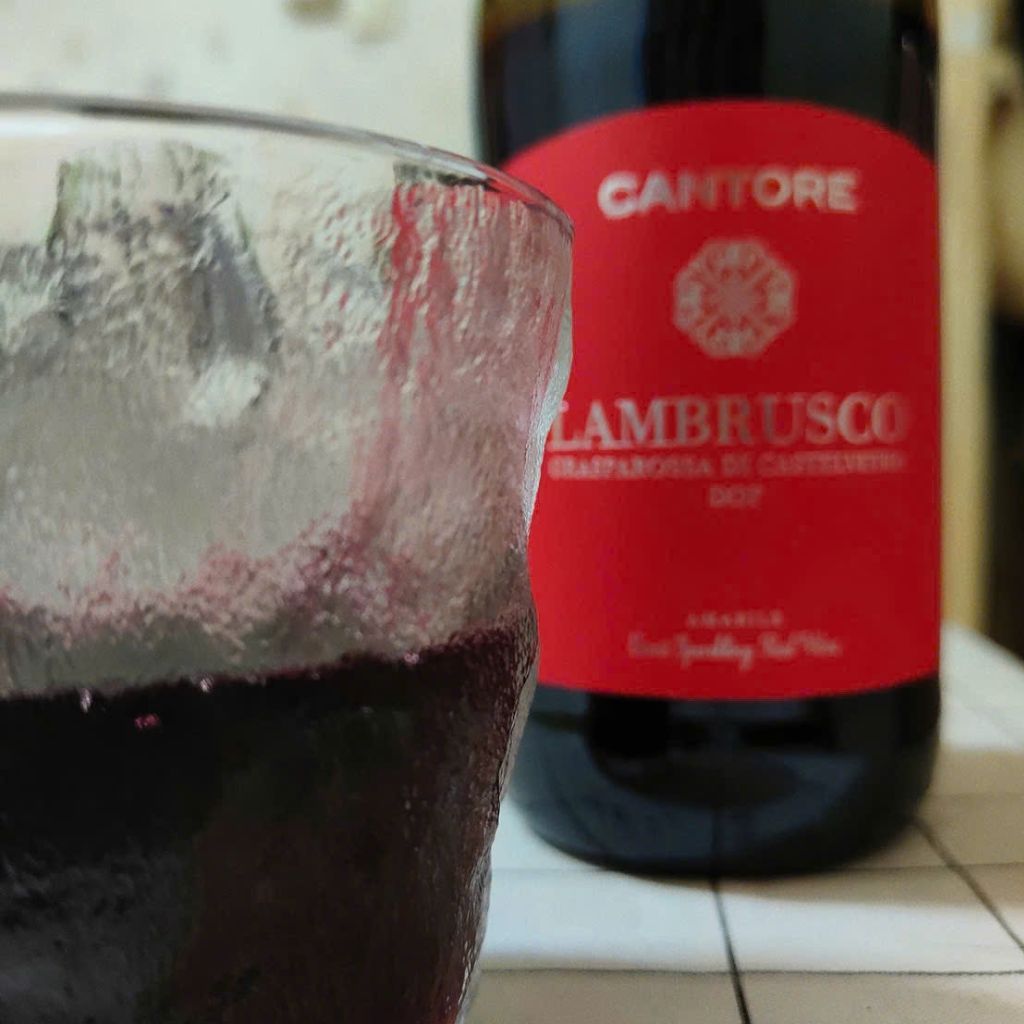 RƯỢU VANG SỦI NGỌT LAMBRUSCO BKADIT-9010