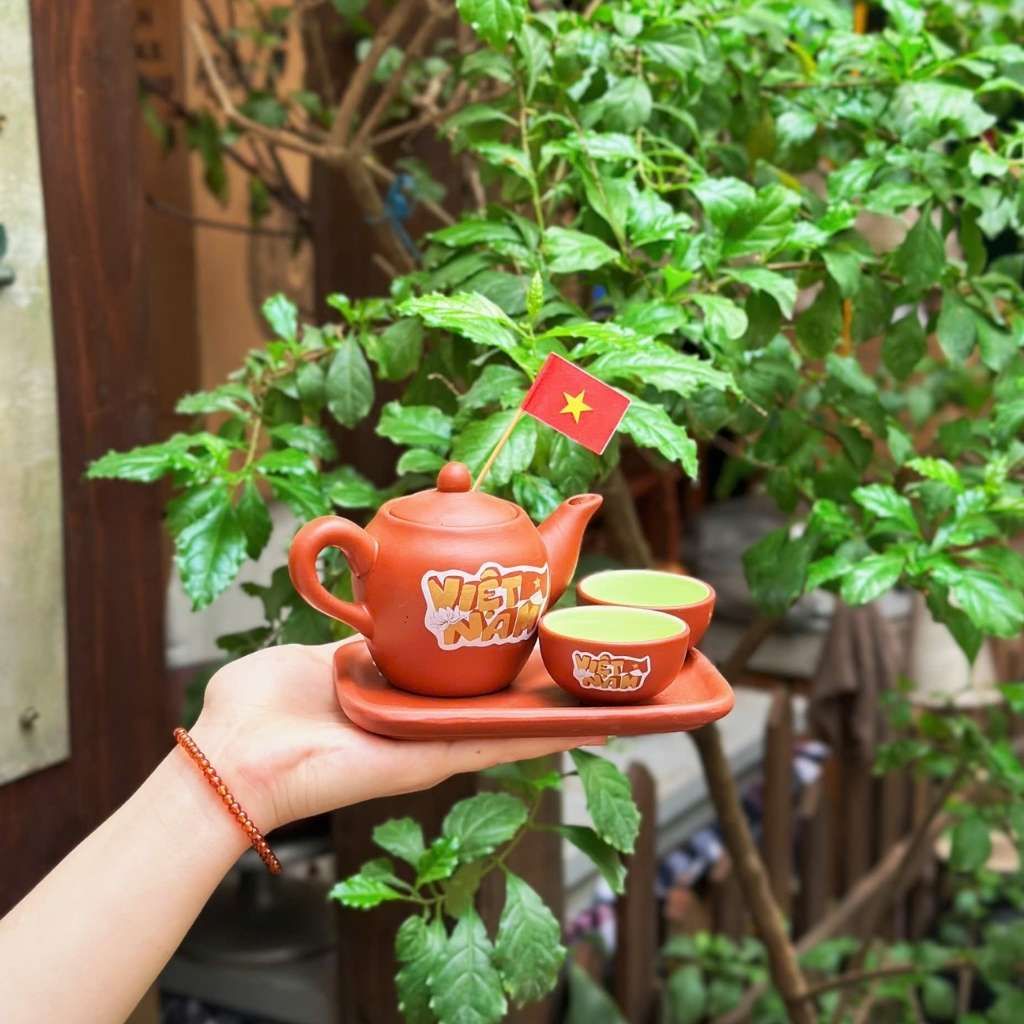 Bộ ấm chén in I love Viet Nam BKCEVN-9130