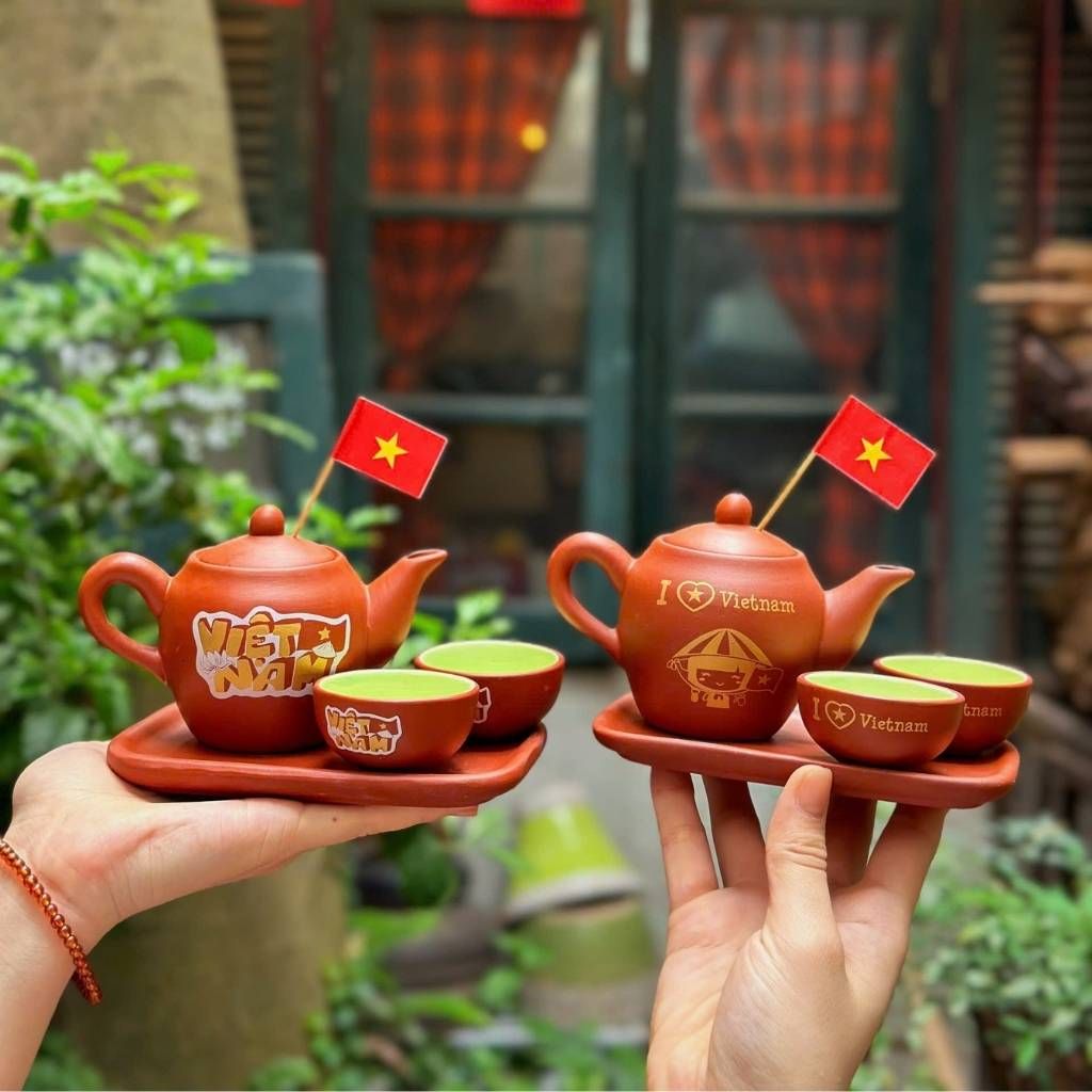 Bộ ấm chén in I love Viet Nam BKCEVN-9130