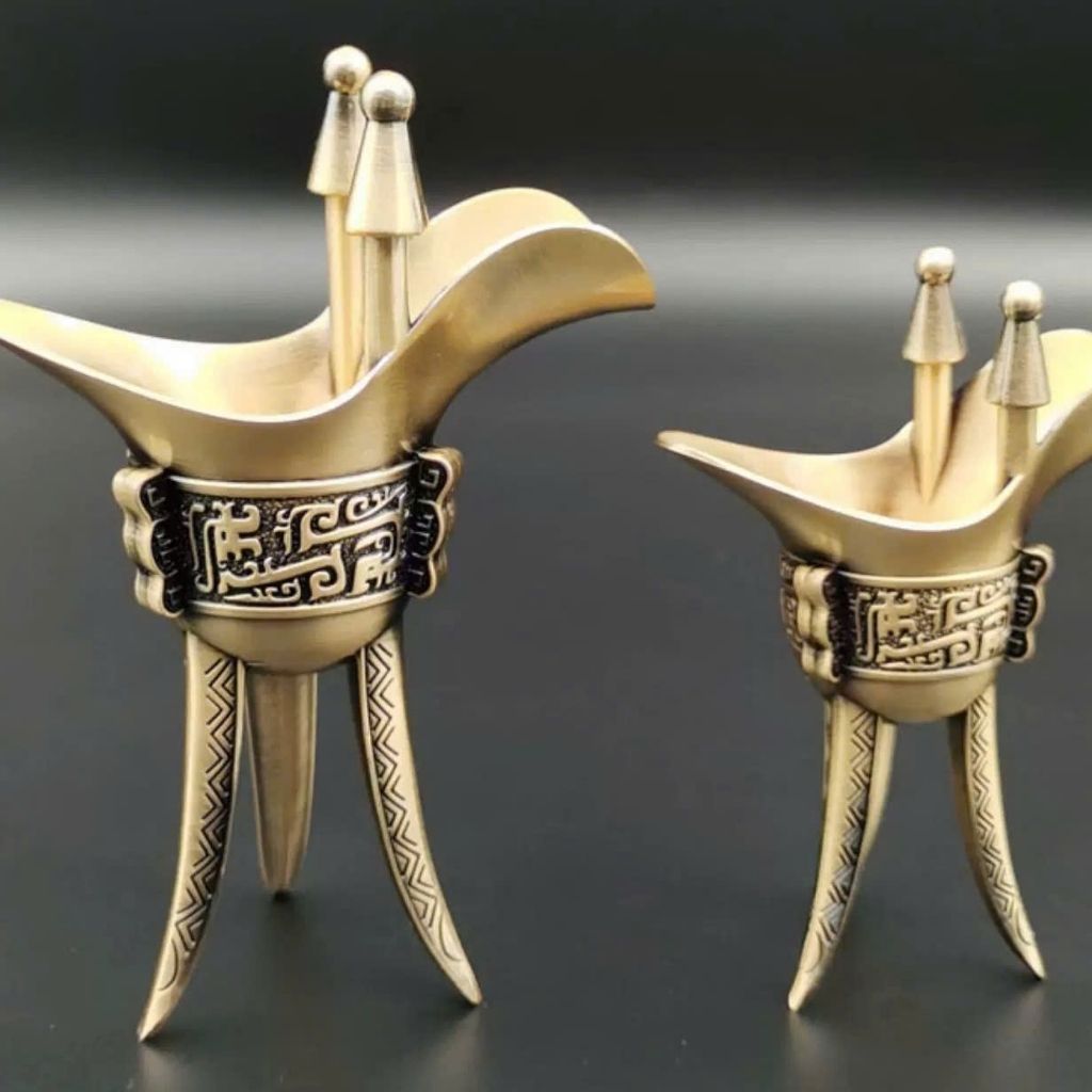 Bộ ấm chén đồng cổ điển BKMEVN-9043