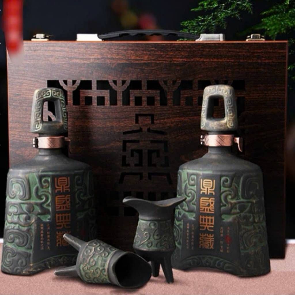 Bộ Bình Rượu Gốm Họa Tiết Chuông Cổ BKMECN-9120