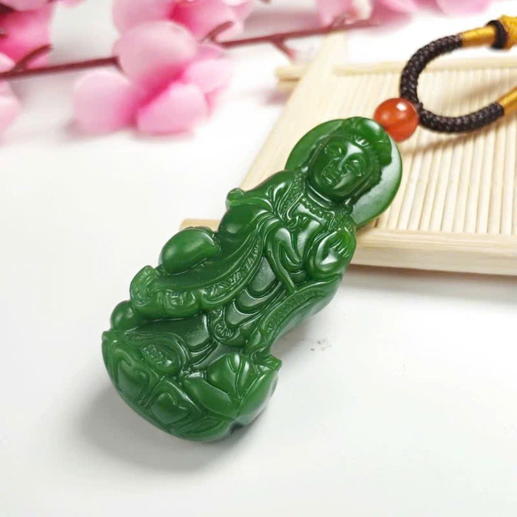 Mặt dây chuyền Quan Âm ngọc bích Hetian BKSTVN-9032
