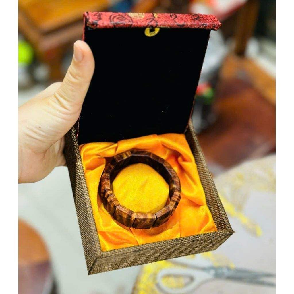 Vòng bản gỗ sưa bắc thơm dịu BKWOVN-9171