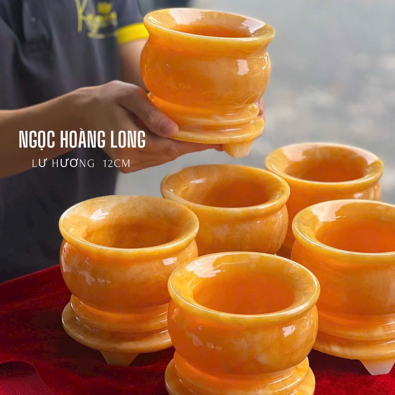 Lư Hương Đá Ngọc Hoàng Long Tự Nhiên Cao 12cm