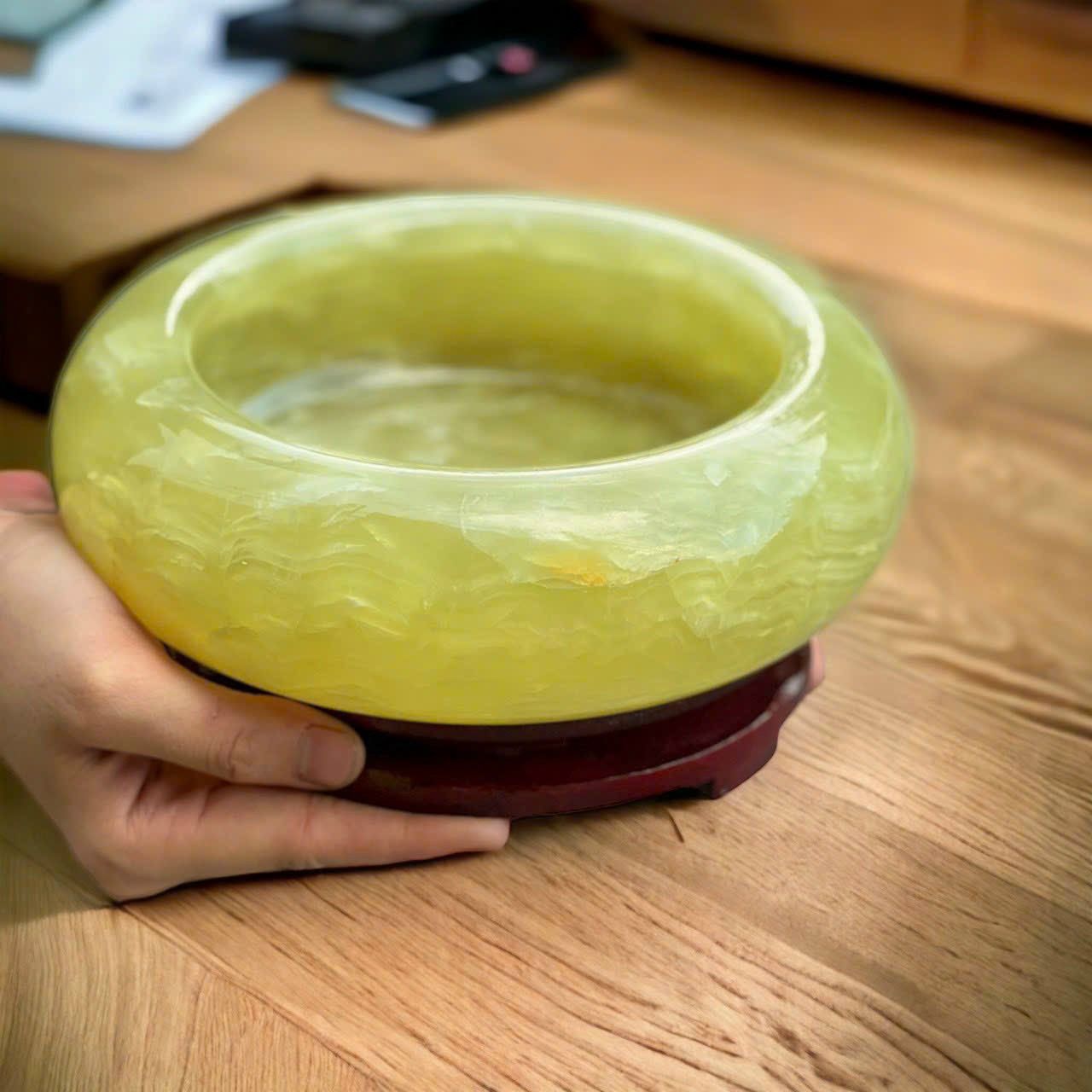 Thố Ngọc Đá Tự Nhiên Serpentine Bản Liền Vàng Cực Đẹp (Chưa Kèm Đế)