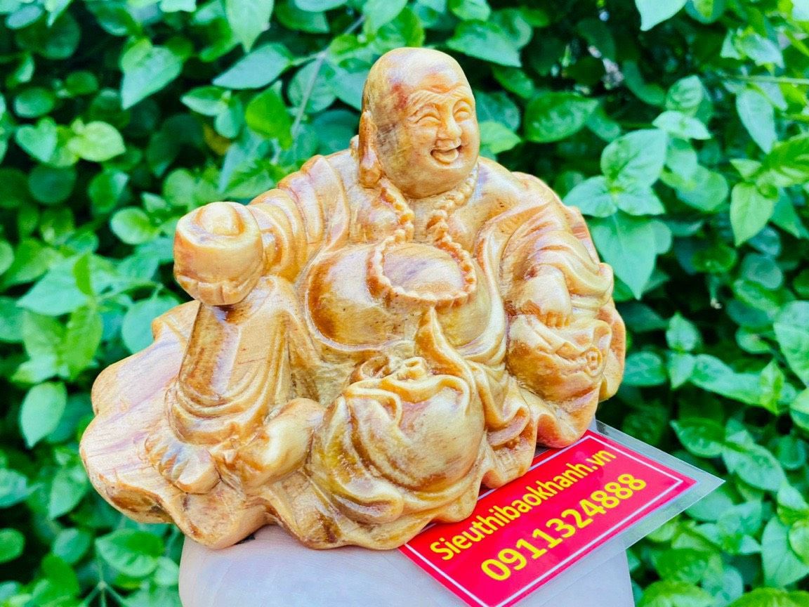 Tượng Di Lặc Ngồi Lá Sen Bằng Gỗ Huyết Long Cao Cấp