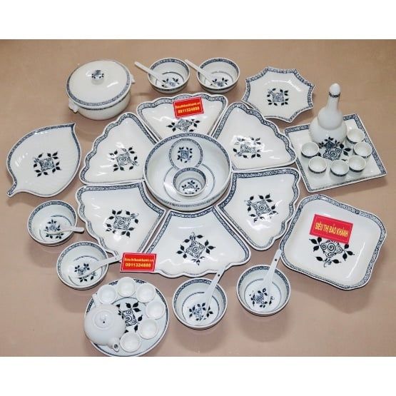 Set bát đĩa men trắng hoạ tiết hoa cổ - Siêu thị Bảo Khánh
