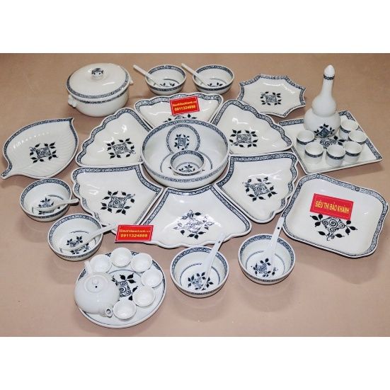 Set bát đĩa men trắng hoạ tiết hoa cổ - Siêu thị Bảo Khánh