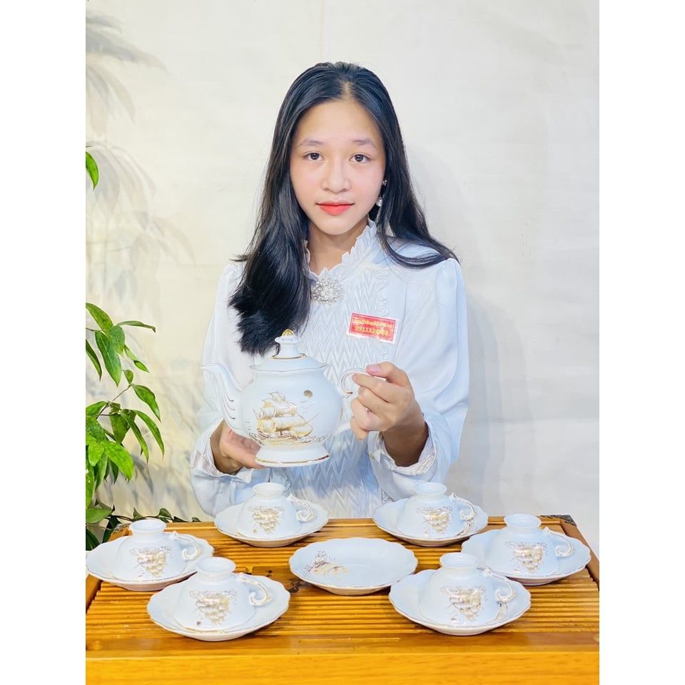 Bộ ấm chén thuận buồm xuôi gió vẽ vàng
