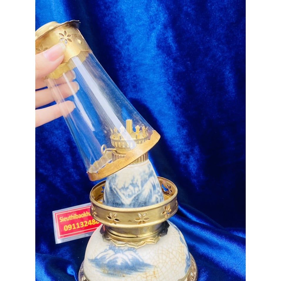 Đèn thờ gốm sứ