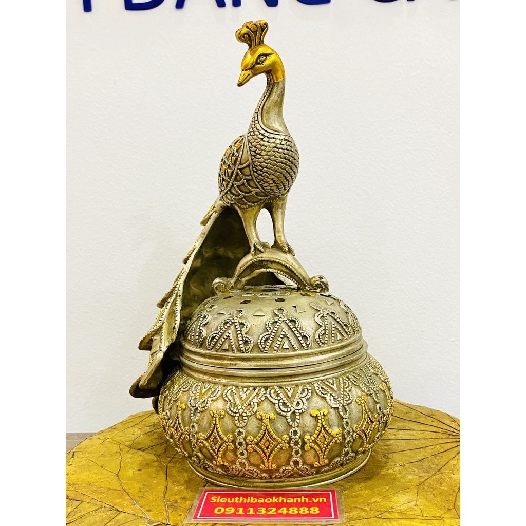 Xông trầm hương tạo hình chim công