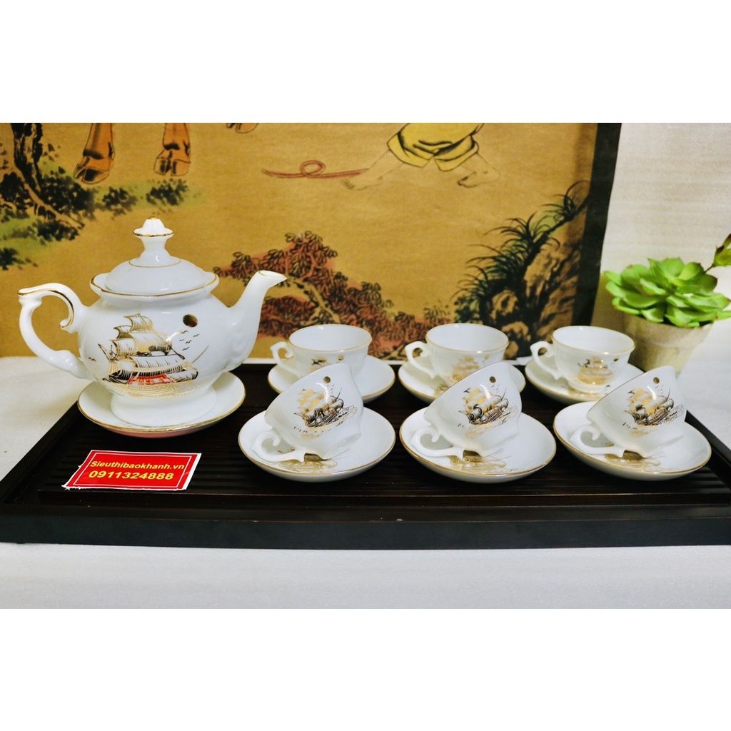 Bộ ấm men trắng vẽ vàng quà tặng xuất xứ Bát Tràng