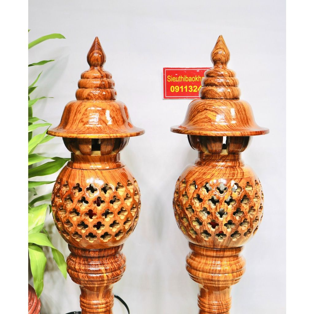 Cặp đèn thờ gỗ huyết cao cấp-kích thước tùy chọn