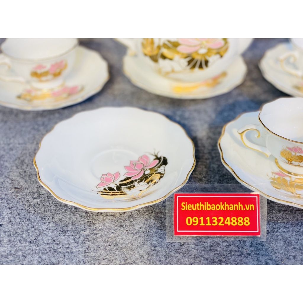 Bộ ấm chén men kem họa tiết hoa sen vẽ tay