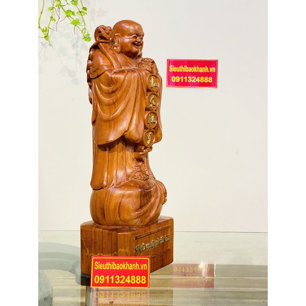 Tượng phật Di Lặc gỗ hương