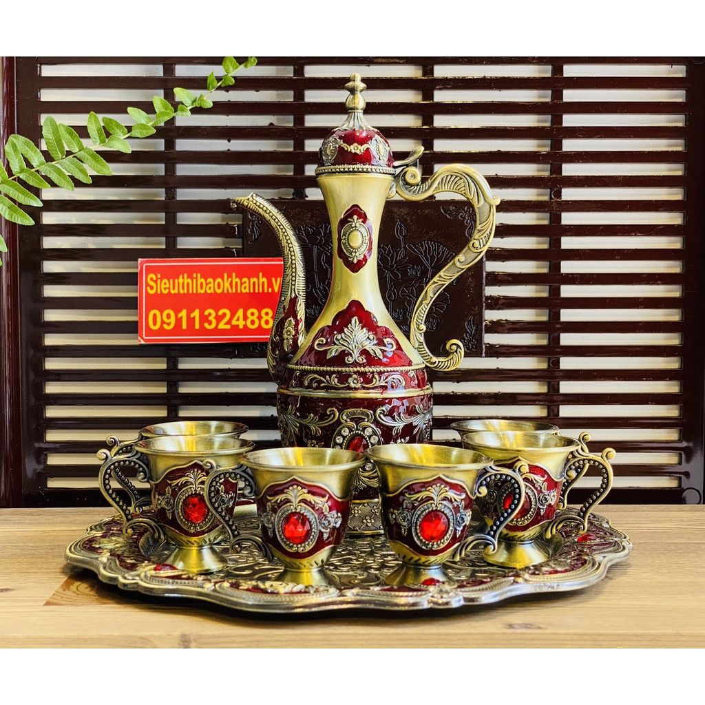 Bộ ấm chén đồng hoàng gia