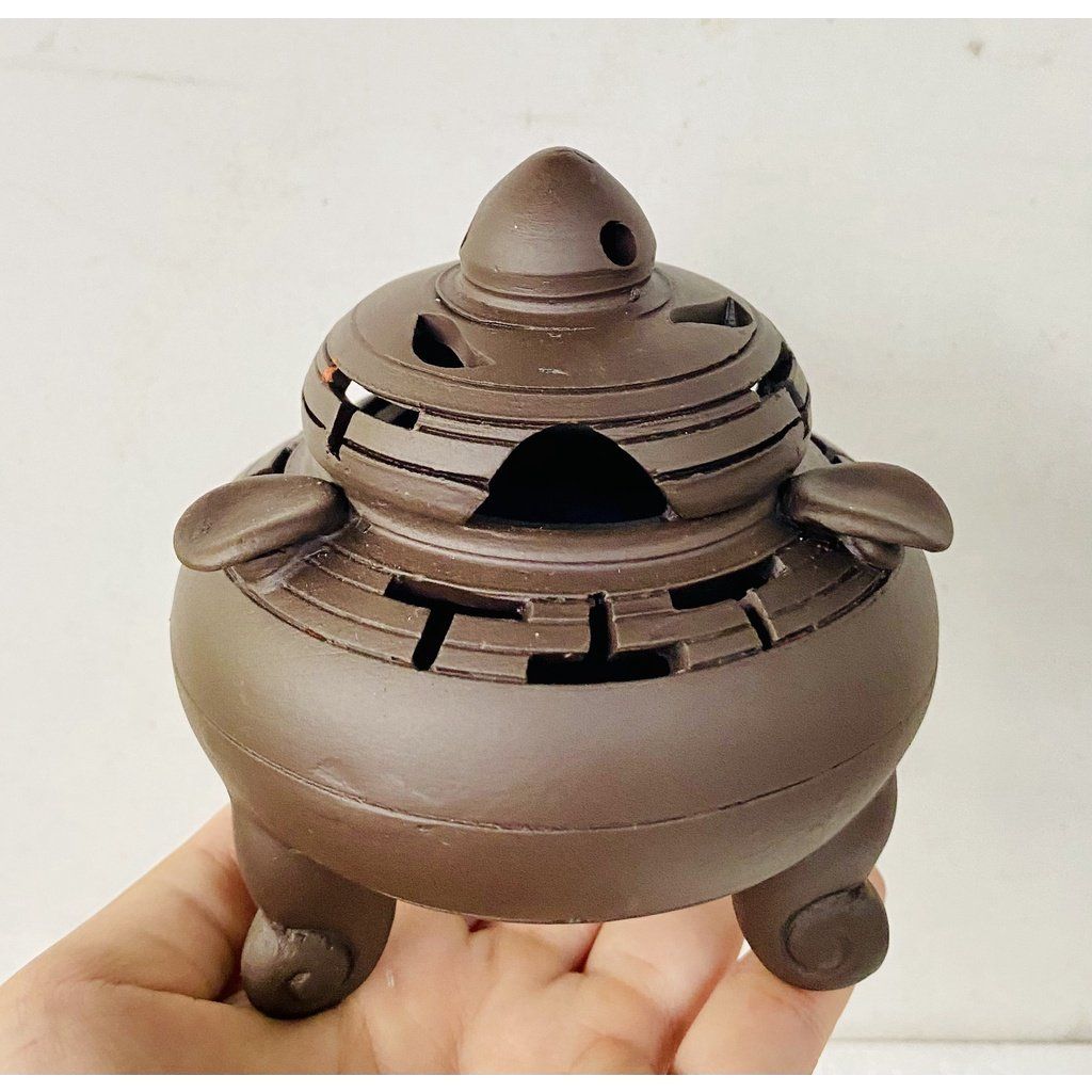 Xông trầm hương bằng gốm sứ