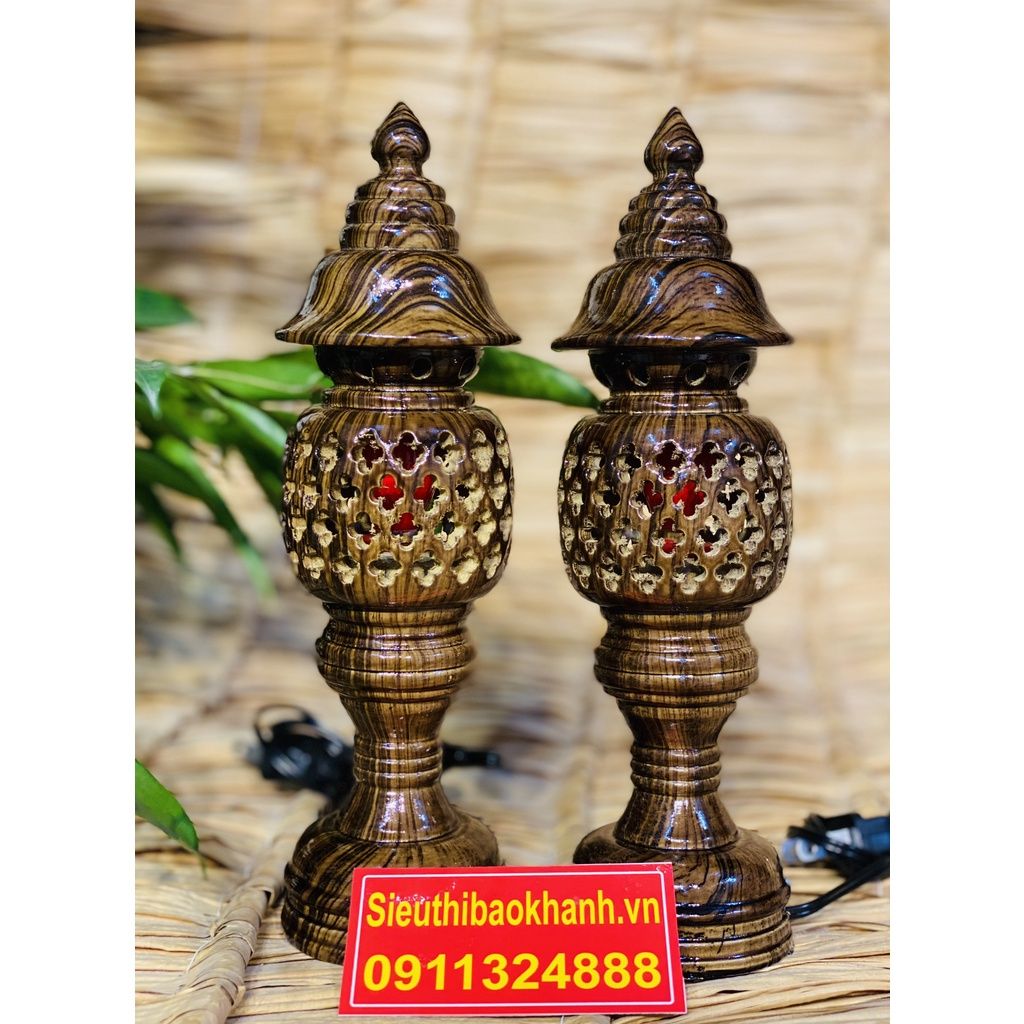 Cặp Đèn Thờ Gỗ,Đèn Bàn Thờ Chất Liệu Gỗ Mun Cao Cấp 40cm