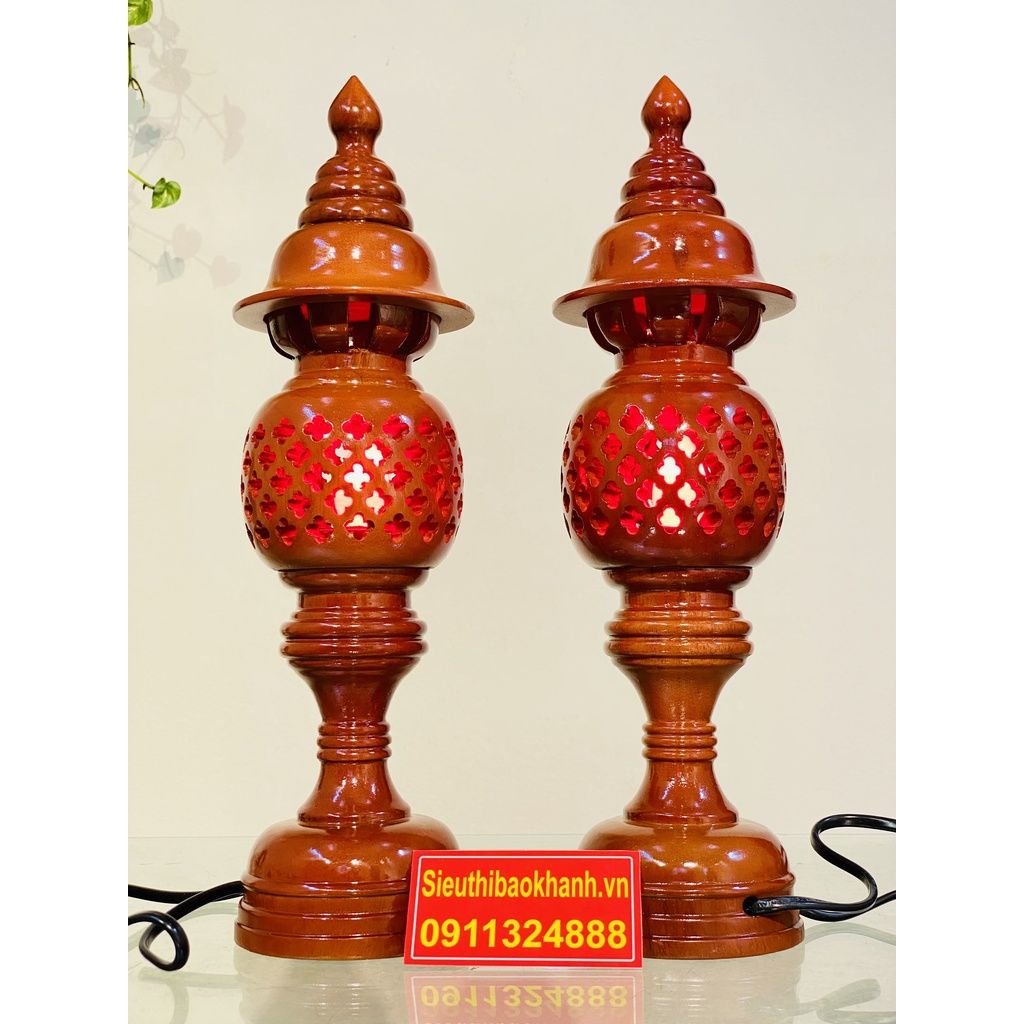 Cặp đèn thờ chất liệu gỗ hương cao cấp loại 30cm
