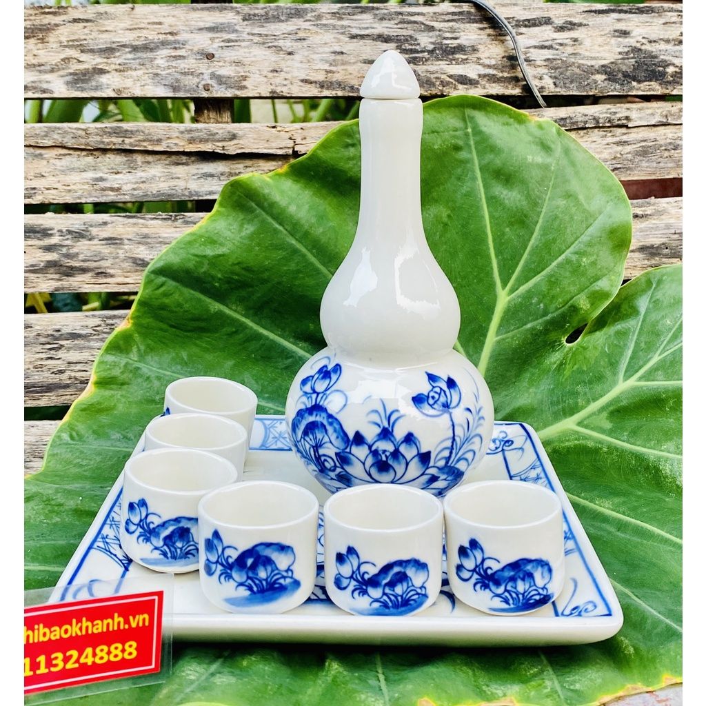 Nậm vẽ sen gốm sứ Bát Tràng cao cấp