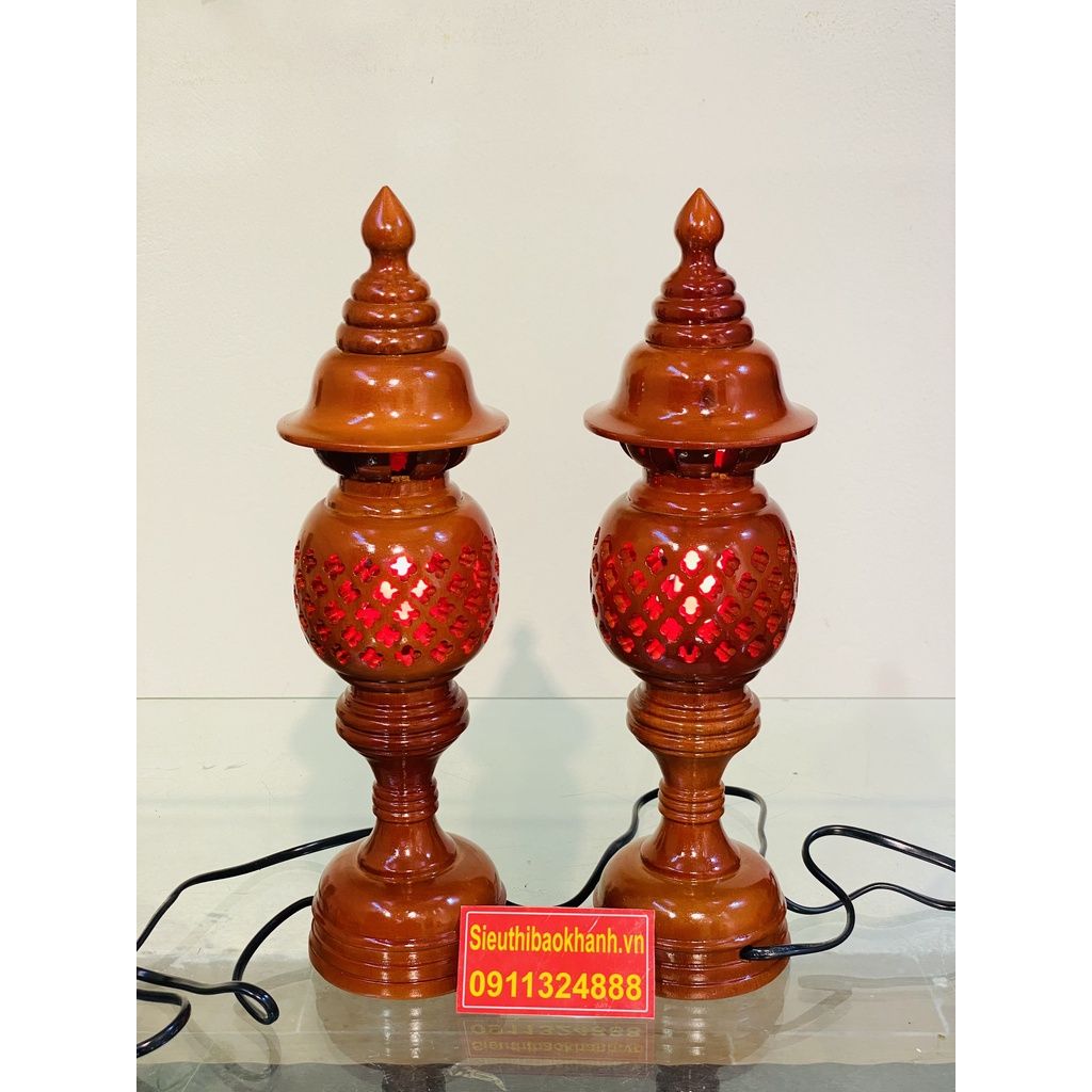 Cặp đèn thờ chất liệu gỗ hương cao cấp loại 30cm